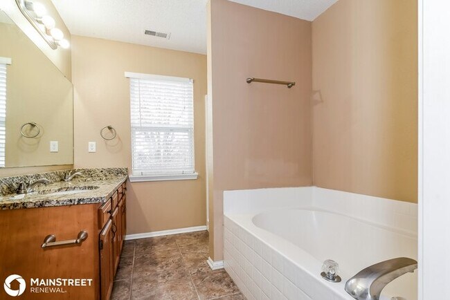 Building Photo - 6432 Cradle River Dr, Indianapolis, IN 46221