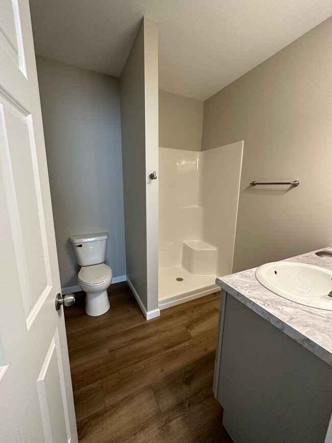 Building Photo - 2554-2550 Granite Dr NW