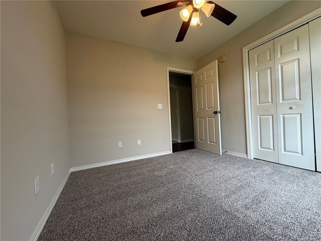 Building Photo - 240 Beasley Dr