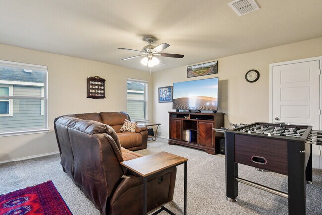 Building Photo - 513 Chelson Hunt