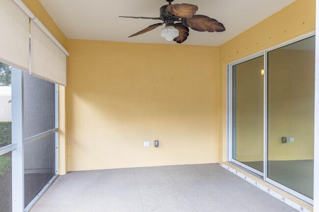 Building Photo - 5009 Corsica Square
