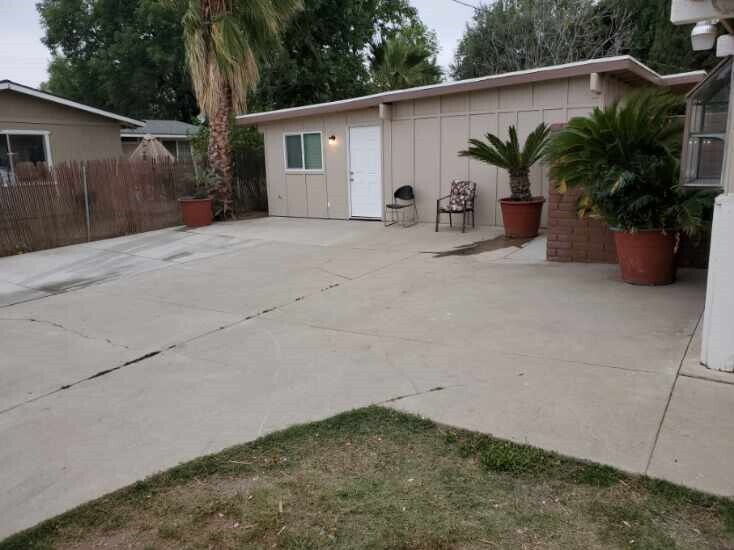 Gated Driveway to Front of House - 9333 Lomita Dr