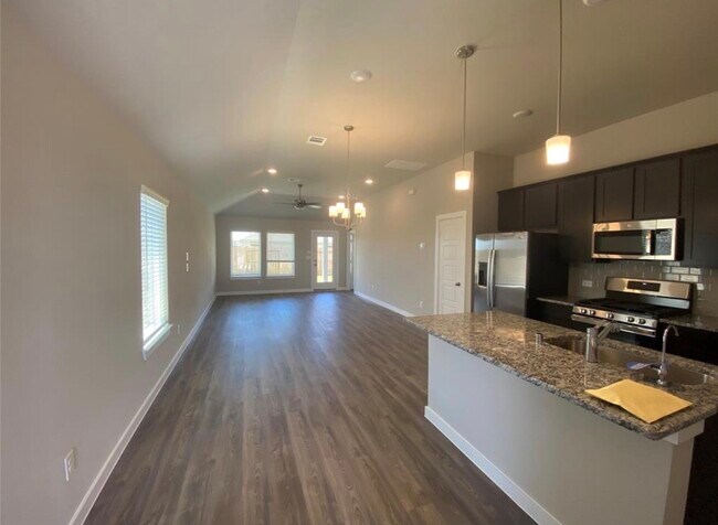 Building Photo - 3119 Spanish Oak Ln