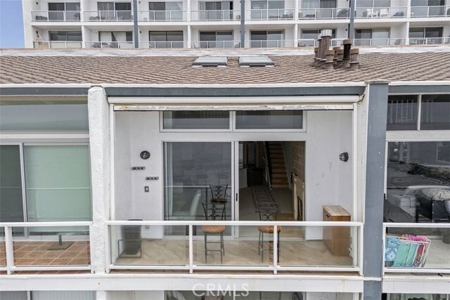 Building Photo - 615 Esplanade