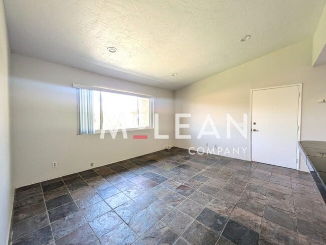 Building Photo - Wonderful 2-Bedroom at Great Price with Br...
