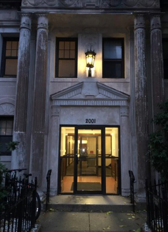 Building Photo - 2001 Commonwealth Ave