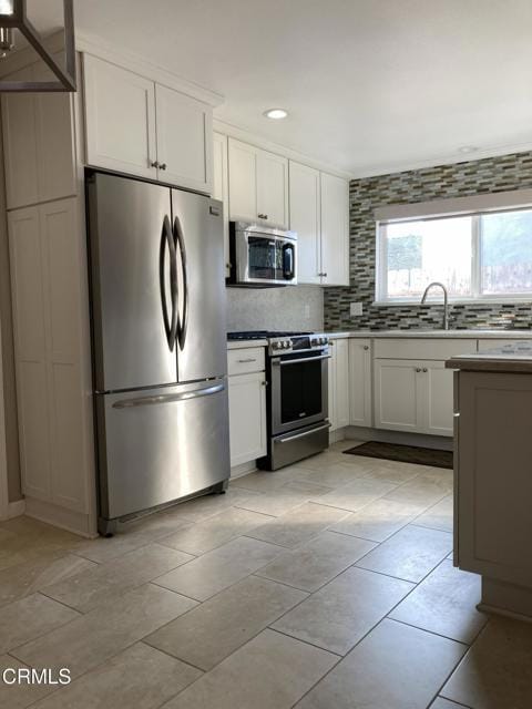 Building Photo - 1881 Tamarin Ave