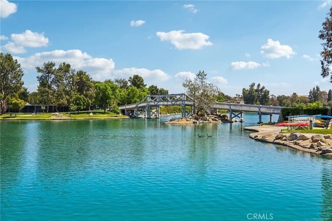 Building Photo - 15 Waterway