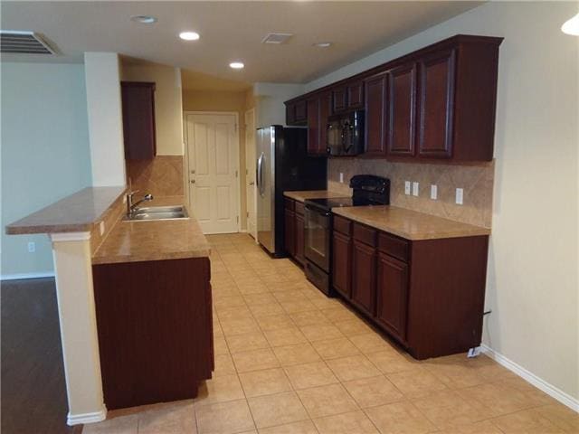Building Photo - 904 Mazatlan Ct