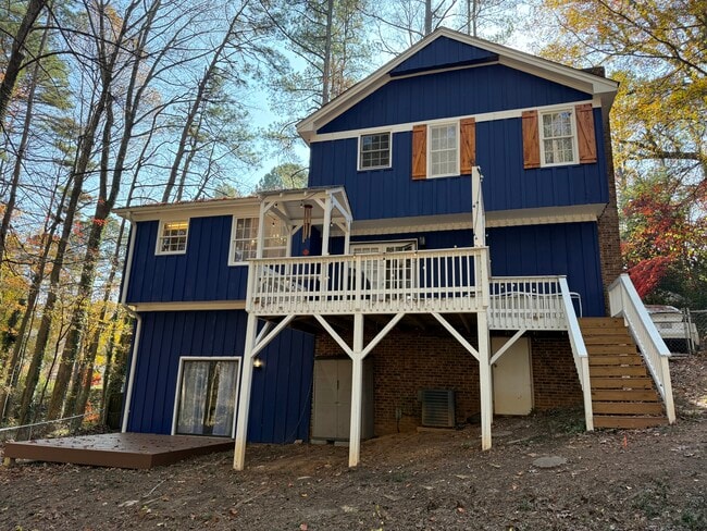 Building Photo - 505 Westbrook Dr