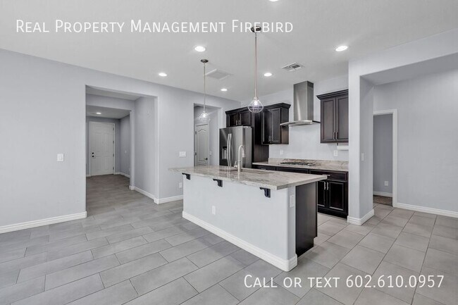 Building Photo - 30817 N 25th Dr