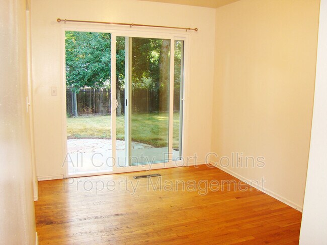 Building Photo - 1504 Brentwood Dr