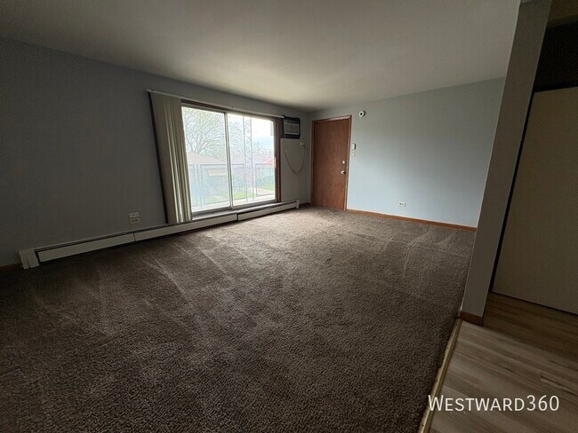 Building Photo - 1135 W 127th Pl