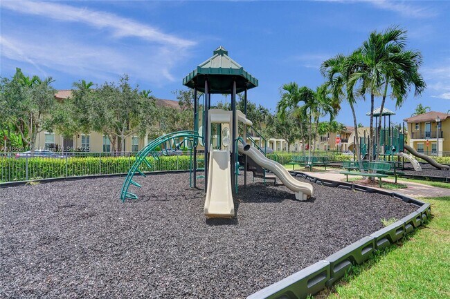 Building Photo - 1401 SW 147th Ter