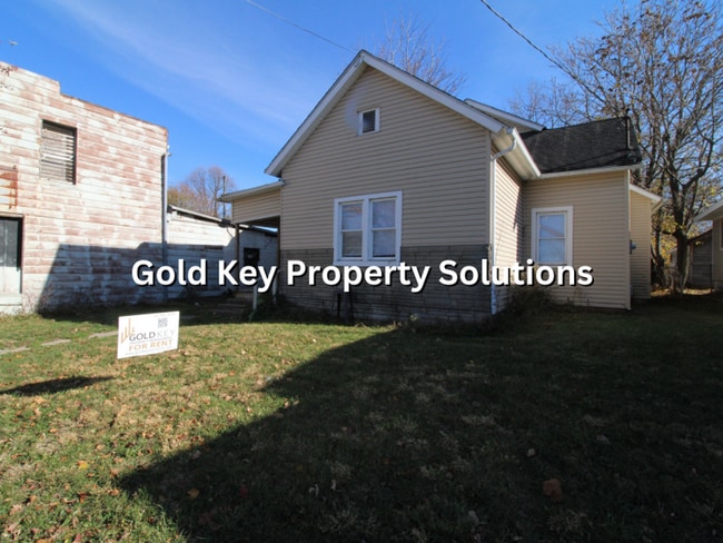 Building Photo - MUNCIE 3 BR 1 BA House with New Appliances (NO SECTION 8)