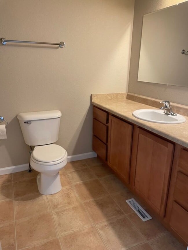 Building Photo - 3371 Chaparral Dr