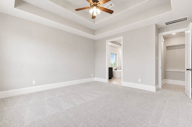 Building Photo - 12427 Tullich Run Dr
