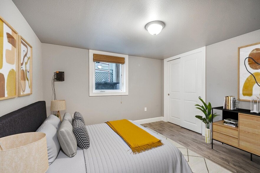 Building Photo - Chic Alberta apartment near Portland Farmers Market