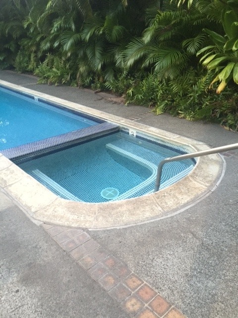 Building Photo - Beautiful & Convenient Punahou/Makiki 3-BR, 2-BA, 2-Parking