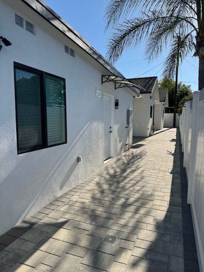 Building Photo - 7317-7321 Garden Grove Avenue