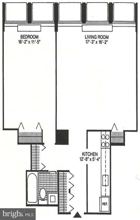 Building Photo - 210 Locust St