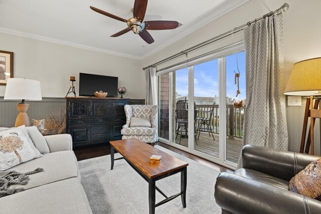 Building Photo - 4 Gas Light Dr