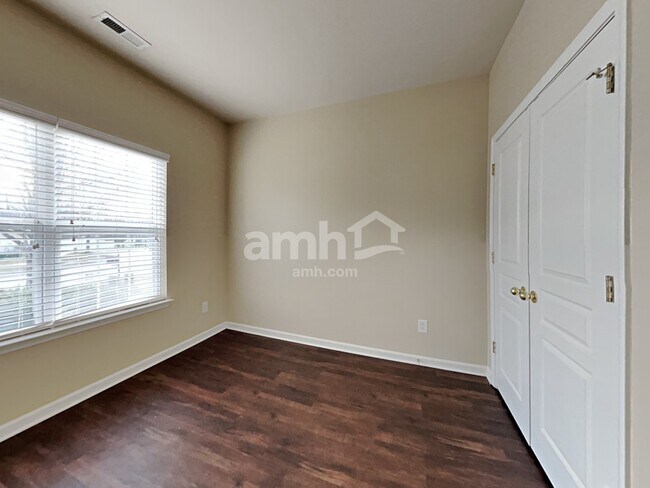 Building Photo - 11342 Heritage Green Dr