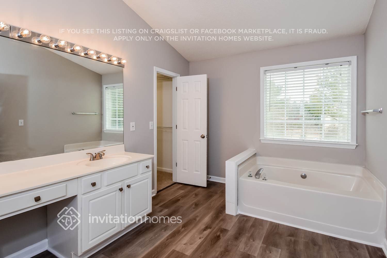 Building Photo - 2206 Sprucewood Dr NW