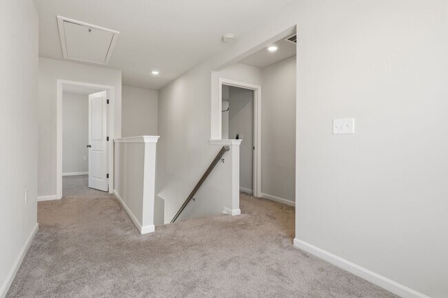 Building Photo - Move-In Ready 4BR Home | Deck, Patio & Open Concept Living