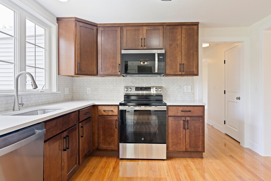 Building Photo - 116 Winchester Dr