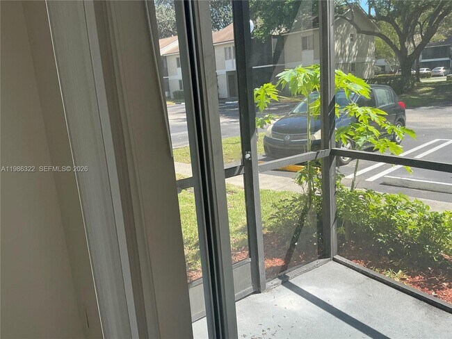 Building Photo - 501 Gardens Dr