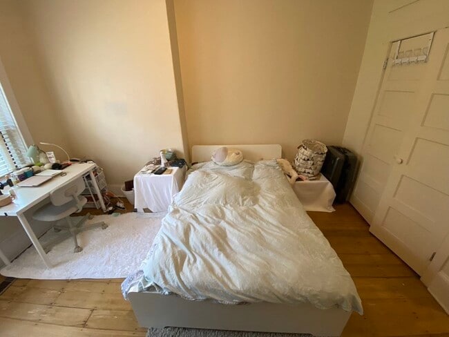 Building Photo - 31 Bay State Rd