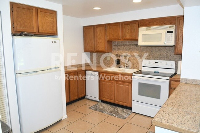 Building Photo - Ideal Remodeled 1 Br 1 Ba Condo Near 3rd St and Thomas in Central Phoenix