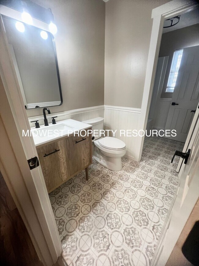 Building Photo - Amazing 3 Bedroom Home!