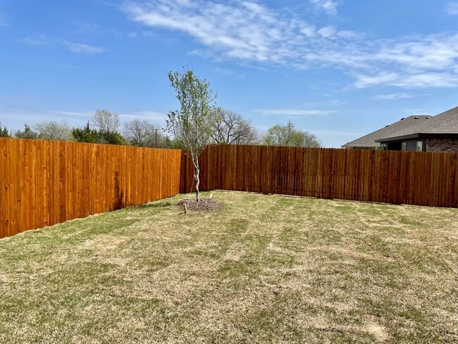 Building Photo - 4 Bed 2.5 Bath House For Lease in Sherman, TX!