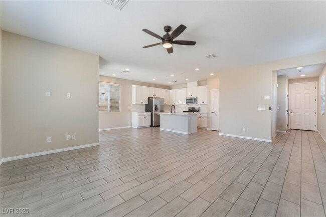 Building Photo - 4540 Anspach St