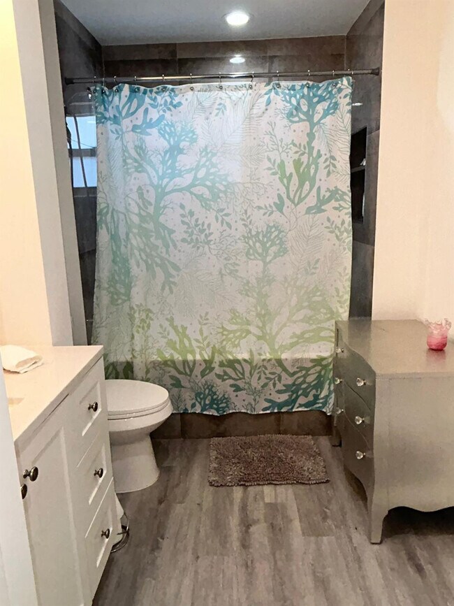 Building Photo - 3510 Harrison St