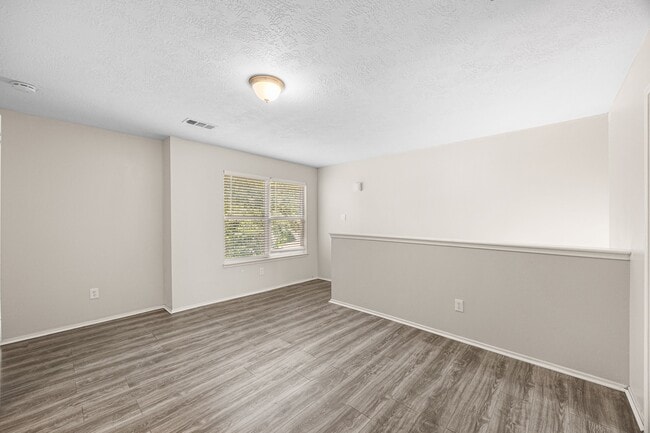 Building Photo - 11843 Sunny Stream Dr