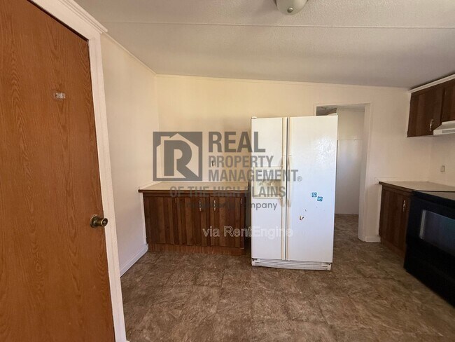 Building Photo - 7900 Upton Rd