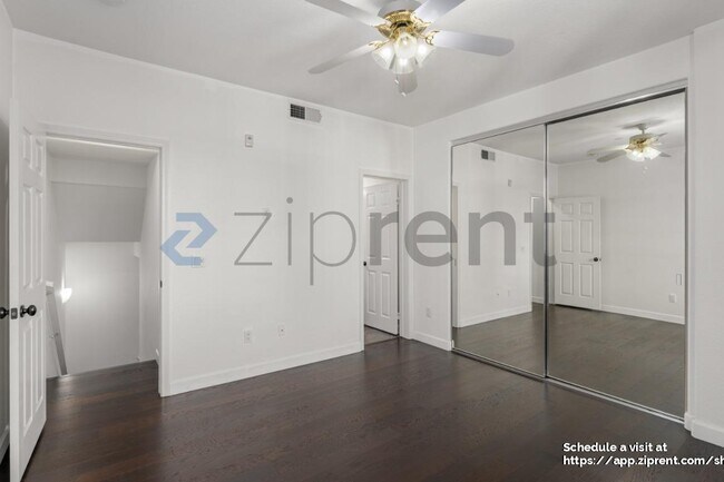 Building Photo - 4952 Haight Terrace