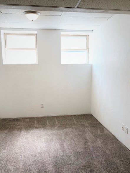 Living Room - 626 Maryland Ave