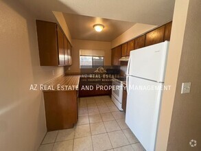 Building Photo - 3128 E Cicero St