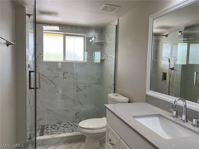 Building Photo - 8294 Key Royal Cir