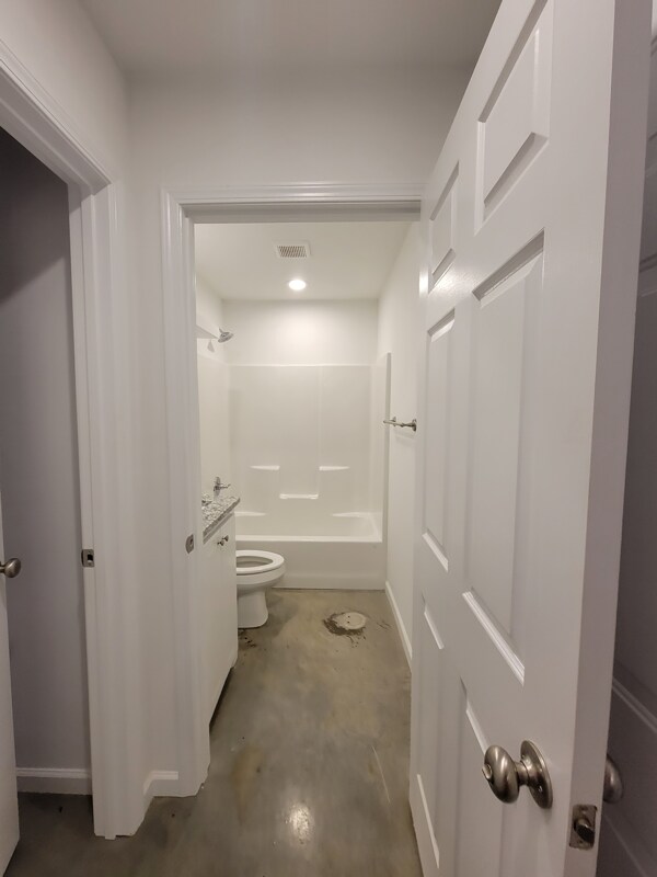 Building Photo - 242 Skylane Dr