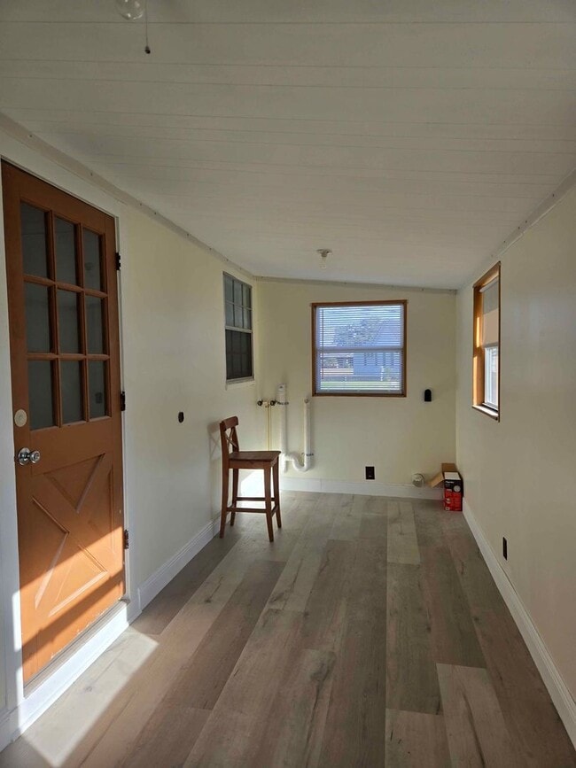 Building Photo - Two Bedroom Home with Large Fenced-in Yard