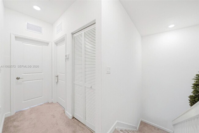 Building Photo - 24644 SW 118 Pl