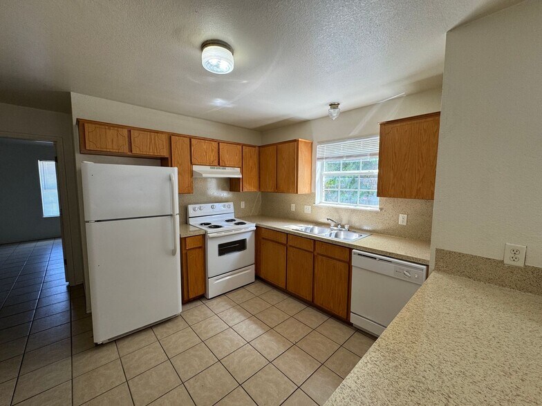 Building Photo - 4200 July Dr