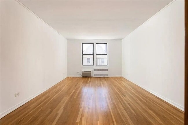Building Photo - 488 Ocean Pkwy