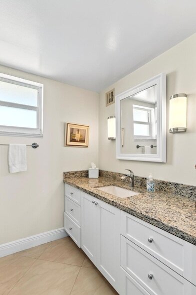 Building Photo - 111 N Pompano Beach Blvd