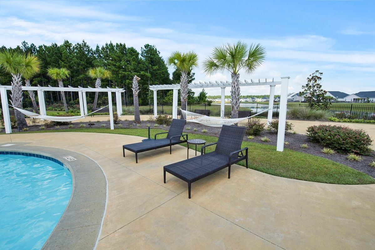 Building Photo - 423 Squire Pope Rd